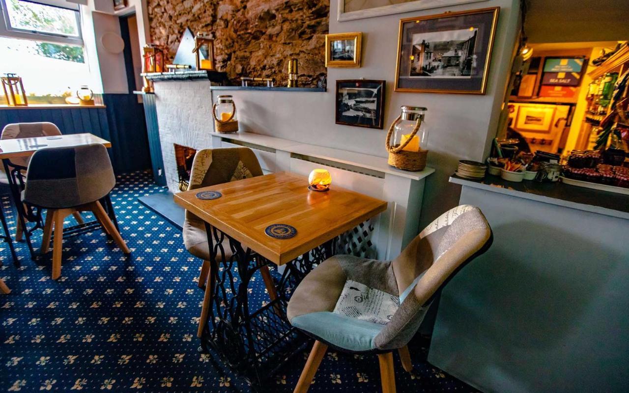 The Ship In Dock Inn Dartmouth Exterior foto